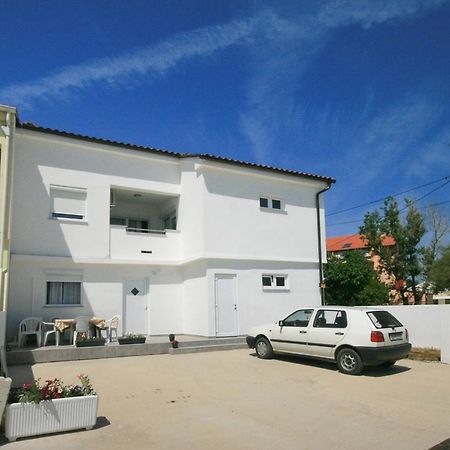 Beach Apartment Baska Exterior photo